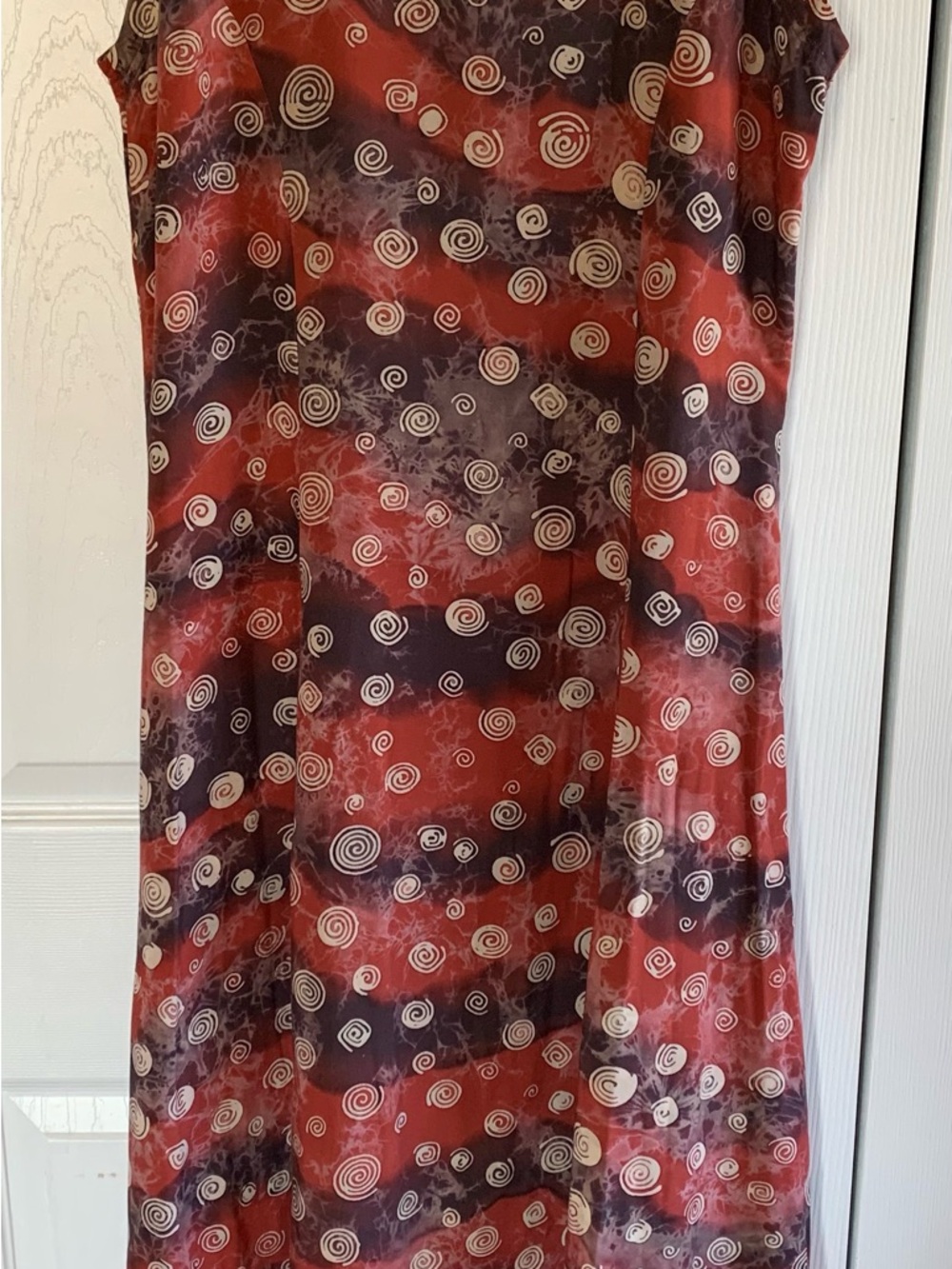Sleeveless Swirl Maxi Skirt